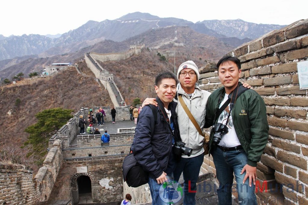 Bareng teman melihat Great Wall di China - Bahagia Bersama AirAsia