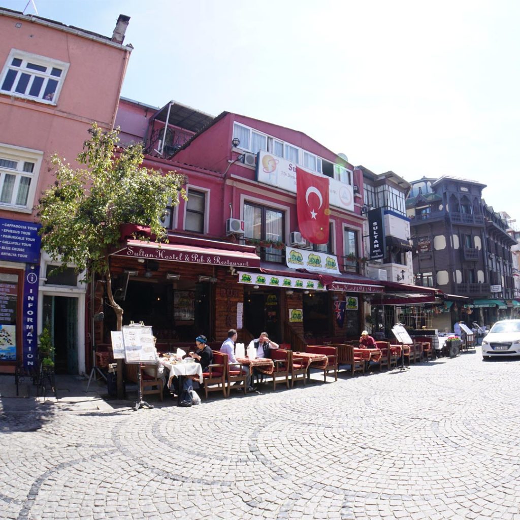 Sultan Hostel penginapan murah di Istanbul Turki